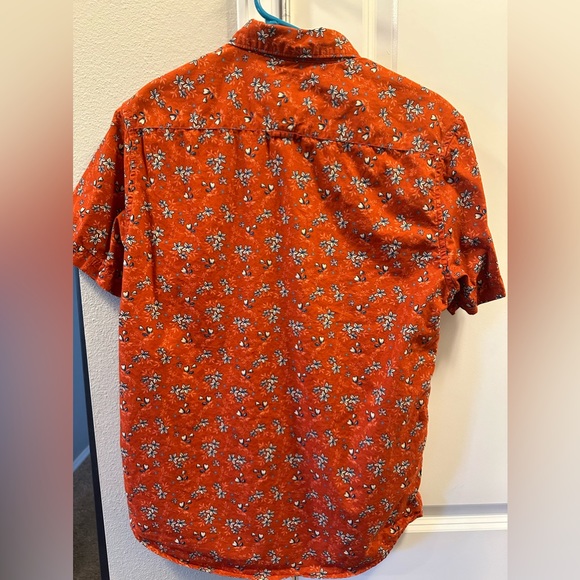 Denim & Flower Button Down Shirt - Picture 4 of 4